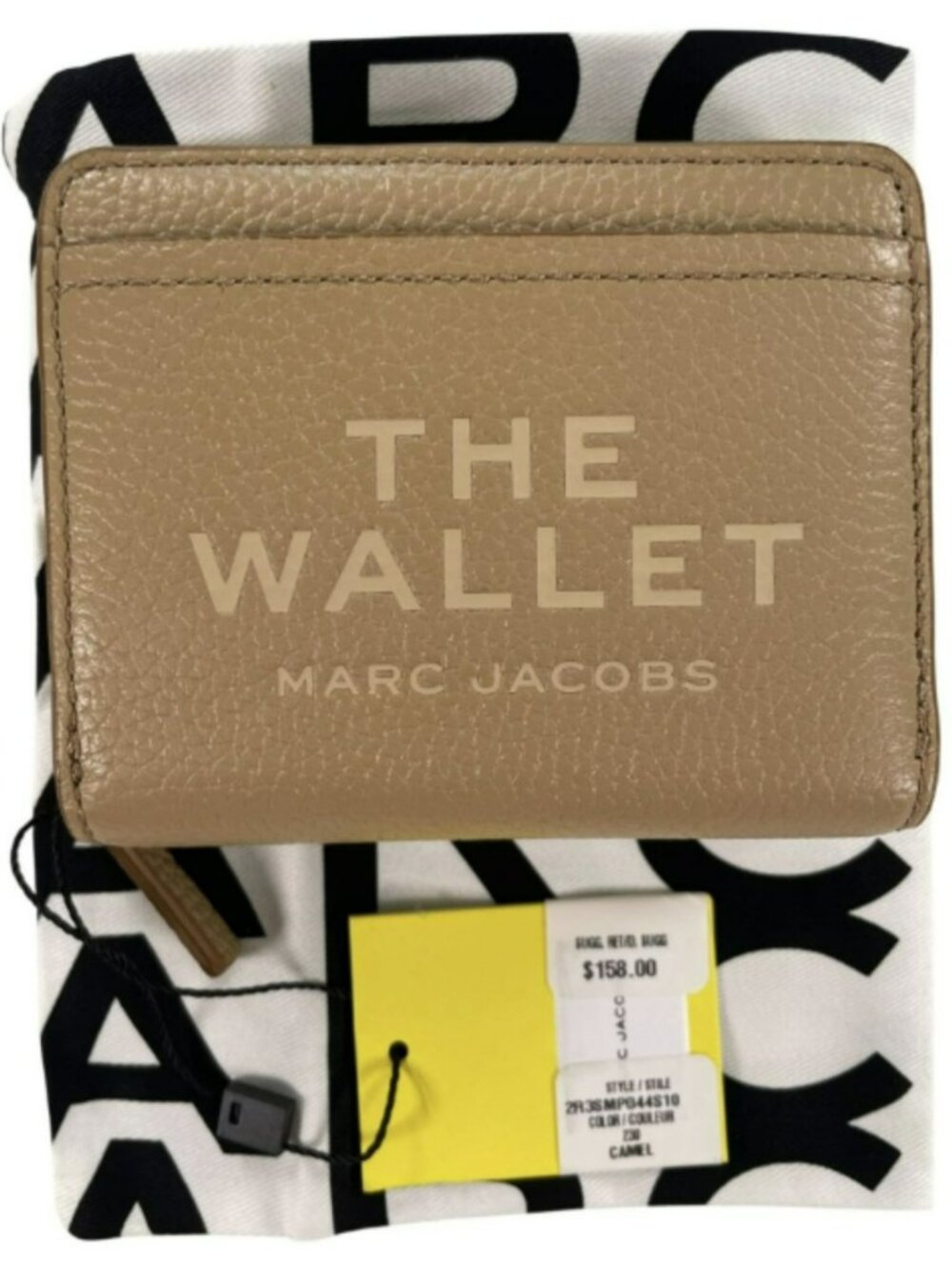Marc Jacobs The Wallet Compact Camel Leather Zip With Dust Bag MSRP $178 NEW